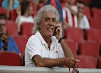 Τάκης Τσουκαλάς: Τραγουδάει τον ύμνο του Παναθηναϊκού σε συλλεκτικό βίντεο Τάκης Τσουκαλάς: Τραγουδάει τον ύμνο του Παναθηναϊκού σε συλλεκτικό βίντεο