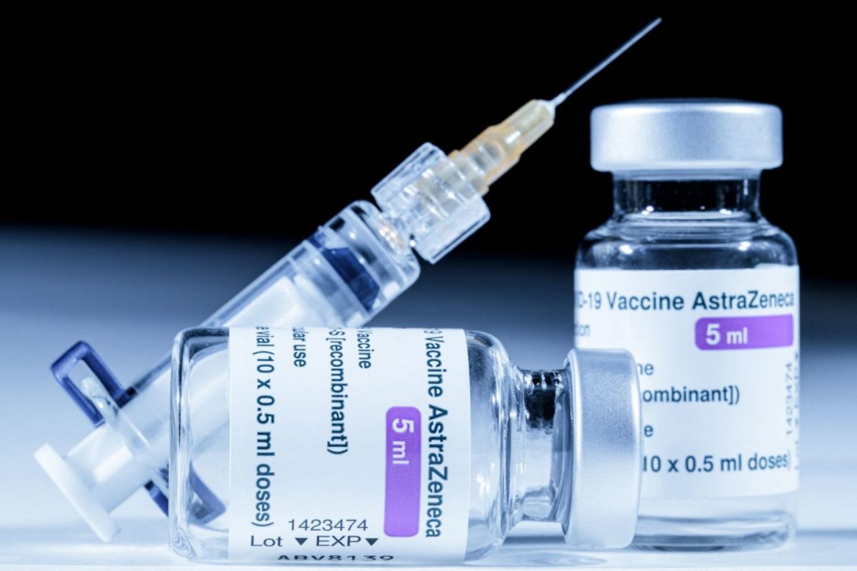 ΠΟΥ για AstraZeneca: Συνιστά τη συνέχιση των εμβολιασμών