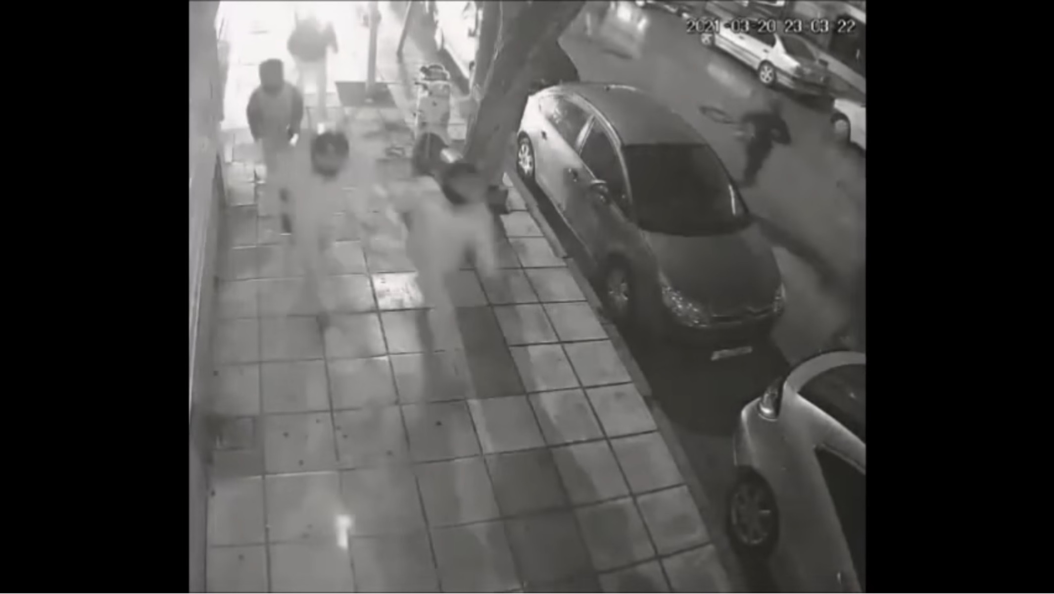 Επεισόδια οπαδών Άρη και ΠΑΟΚ – Βίντεο σοκ