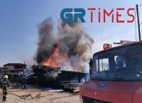 Φωτιά Θέρμη: Συναγερμός στην Πυροσβεστική Φωτιά Θέρμη: Συναγερμός στην Πυροσβεστική