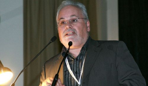 Παυλάκης: Πιθανό και τέταρτο κύμα κορωνοϊού