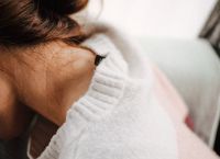 Αυχένας πόνος: Πώς να τον προστατεύσω