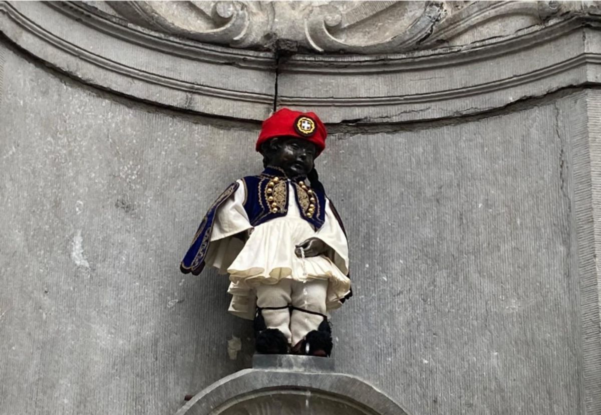25η Μαρτίου 1821: Ντύθηκε εύζωνας το Manneken Pis