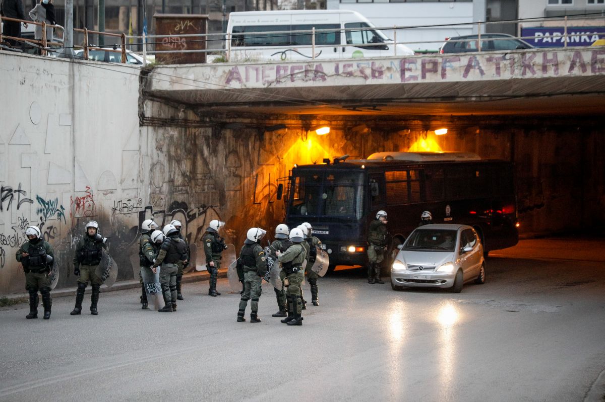 Νέα Σμύρνη: Διοικητική έρευνα για τα βίντεο διατάχθηκε από την ΕΛΑΣ