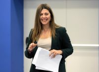 Σοφία Ζαχαράκη: Βρέθηκε θετική στον κορωνοϊό Σοφία Ζαχαράκη: Βρέθηκε θετική στον κορωνοϊό