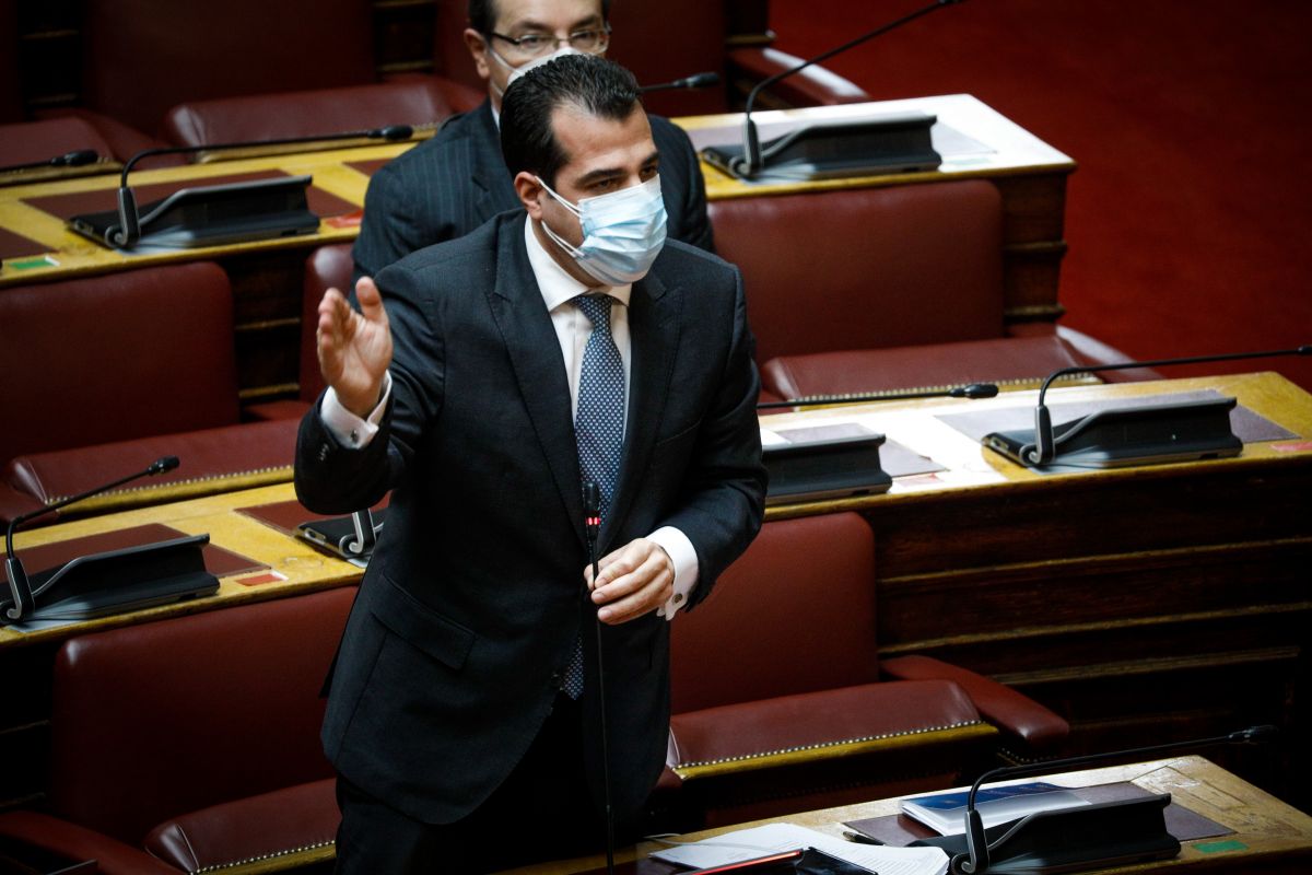 Πλεύρης: Σε αναμονή της εισήγησης των ειδικών για την τρίτη δόση του εμβολίου στον γενικό πληθυσμό