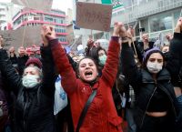 Σύμβαση Κωνσταντινούπολης: Τέσσερις γυναίκες δολοφονήθηκαν Σύμβαση Κωνσταντινούπολης: Τέσσερις γυναίκες δολοφονήθηκαν