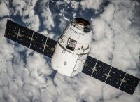 Space X: Προς εξέταση τα συντρίμμια του πυραύλου Space X: Προς εξέταση τα συντρίμμια του πυραύλου