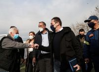 Στέλιος Πέτσας: 300.000 ευρώ σε κάθε σεισμόπληκτο δήμο Στέλιος Πέτσας: 300.000 ευρώ σε κάθε σεισμόπληκτο δήμο