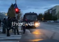 Κατάληψη ΑΠΘ: Σε εξέλιξη αστυνομική επιχείρηση εκκένωσής του