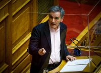 Τσακαλώτος: Η μείωση των φόρων δεν φέρνει ανάπτυξη Τσακαλώτος: Η μείωση των φόρων δεν φέρνει ανάπτυξη