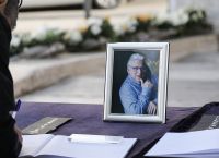 Βουτσάς: Ένας χρόνος χωρίς τον εμβληματικό ηθοποιό – Τα δύο μνημόσυνα Βουτσάς: Ένας χρόνος χωρίς τον εμβληματικό ηθοποιό – Τα δύο μνημόσυνα