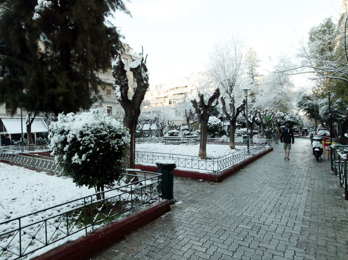 Καλλιάνος καιρός: Χιόνια στην Αττική την 25η Μαρτίου