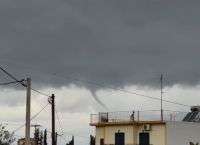 Υδροστρόβιλος Πάτρα: Εντυπωσιακό φαινόμενο Υδροστρόβιλος Πάτρα: Εντυπωσιακό φαινόμενο