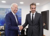 Μητσοτάκης Μπάιντεν: Επικοινωνία στις 25 Μαρτίου