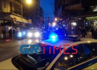 Θεσσαλονίκη: Ο συνωστισμός έφερε επέμβαση της ΕΛΑΣ Θεσσαλονίκη: Ο συνωστισμός έφερε επέμβαση της ΕΛΑΣ