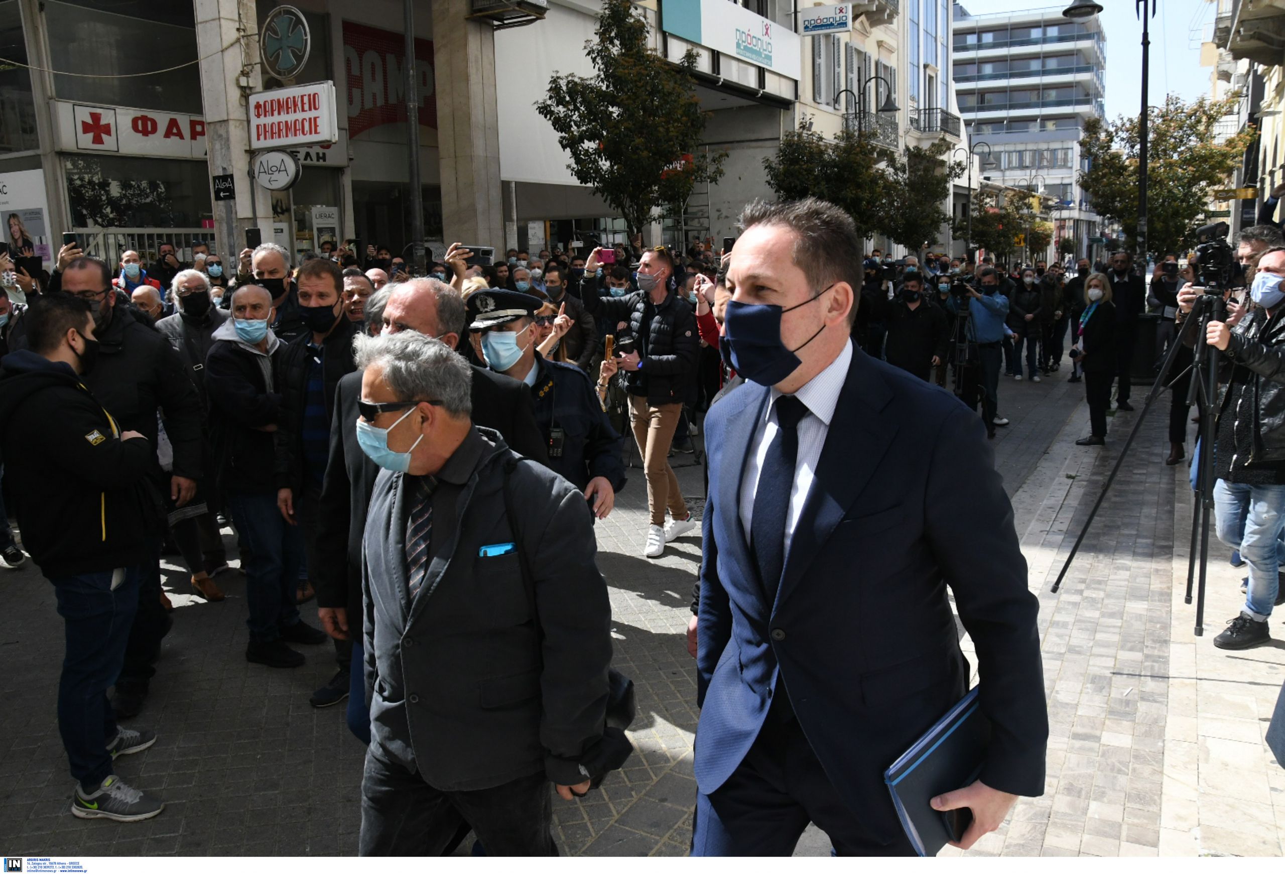 Στέλιος Πέτσας: Οι δύο επιλογές για το λιανεμπόριο