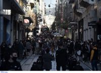 Εξαδάκτυλος για συνωστισμό: Σφίγγεται το στομάχι μας Εξαδάκτυλος για συνωστισμό: Σφίγγεται το στομάχι μας