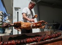 Πάσχα στο χωριό: Τι απάντησαν Χαρδαλιάς – Μαγιορκίνης