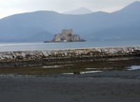 Ναύπλιο παλίρροια: Εξαφανίστηκε η θάλασσα