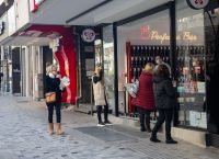 Κορωνοϊός Πάσχα: Πώς θα λειτουργήσουν τα καταστήματα Μεγάλη Παρασκευή και Μεγάλο Σάββατο