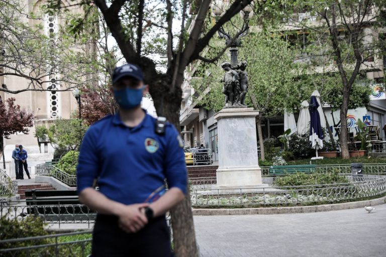 Κυψέλη: Διαδήλωση αντιεξουσιαστών ενάντια στην κατάληψη των πλατειών από την Αστυνομία