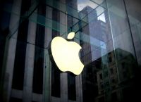 Έρευνα: Σε 14 χρόνια οι τιμές των iPhone αυξήθηκαν κατά 80% Έρευνα: Σε 14 χρόνια οι τιμές των iPhone αυξήθηκαν κατά 80%