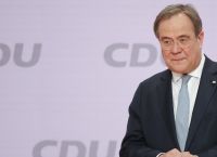 Γερμανία δημοσκόπηση: Χάνει έδαφος ο Άρμιν Λάσετ Γερμανία δημοσκόπηση: Χάνει έδαφος ο Άρμιν Λάσετ