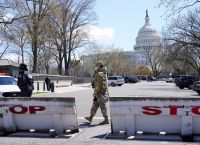 Καπιτώλιο: Νεκρός ο ένας αστυνομικός και ο δράστης