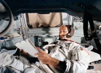 Μάικλ Κόλινς: Πέθανε ο «τρίτος άνθρωπος» στο Apollo 11 Μάικλ Κόλινς: Πέθανε ο «τρίτος άνθρωπος» στο Apollo 11