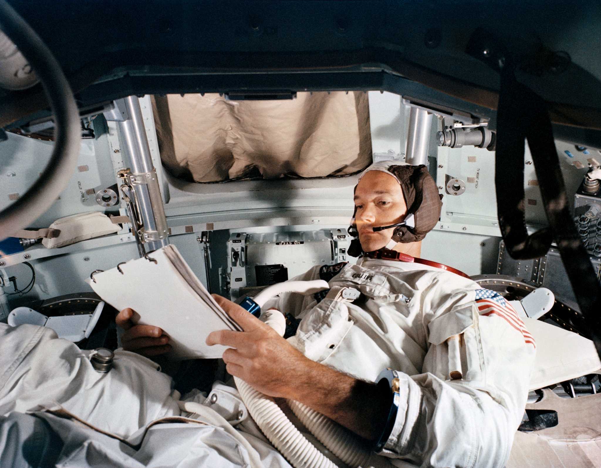Μάικλ Κόλινς: Πέθανε ο «τρίτος άνθρωπος» στο Apollo 11