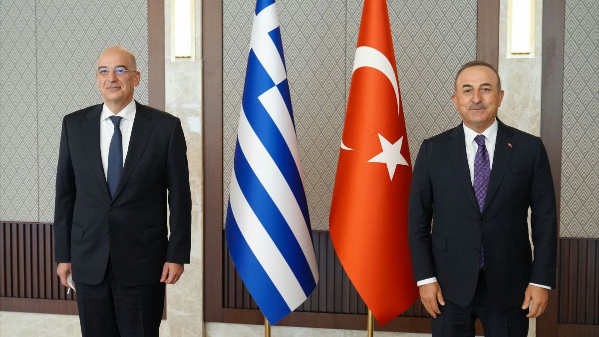 Ένταση στην κοινή συνέντευξη τύπου Δένδια – Τσαβούσογλου