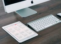 iMac: Η Apple παρουσίασε το νέο μοντέλο iMac: Η Apple παρουσίασε το νέο μοντέλο