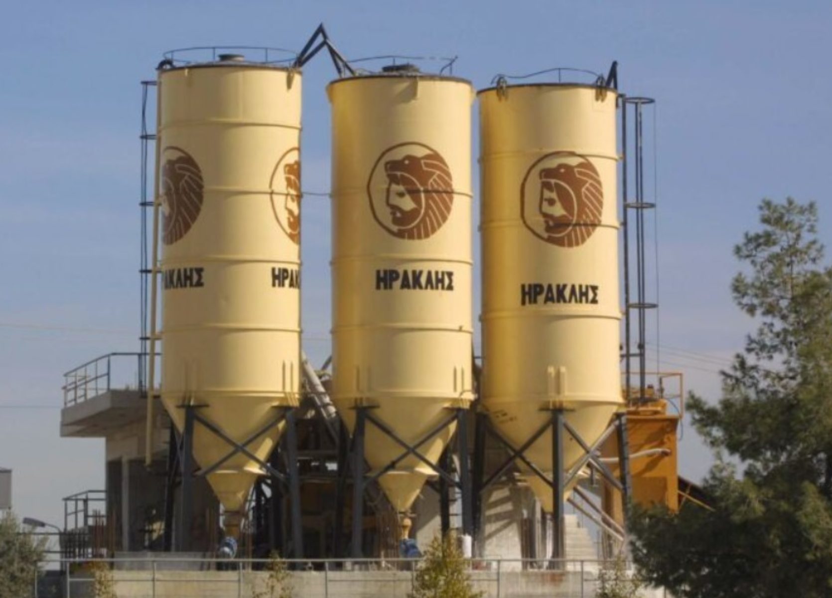 Μακρινίτσα: Η ΑΓΕΤ Ηρακλής υιοθετεί το παιδί της οικογένειας