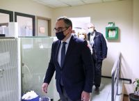 Κοντοζαμάνης: Οι ανεμβολίαστοι υγειονομικοί θα δώσουν πίσω χρήματα