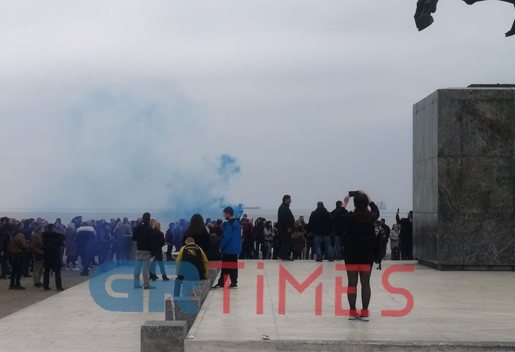 Θεσσαλονίκη: Διαμαρτυρία κατά των self test και των εμβολίων