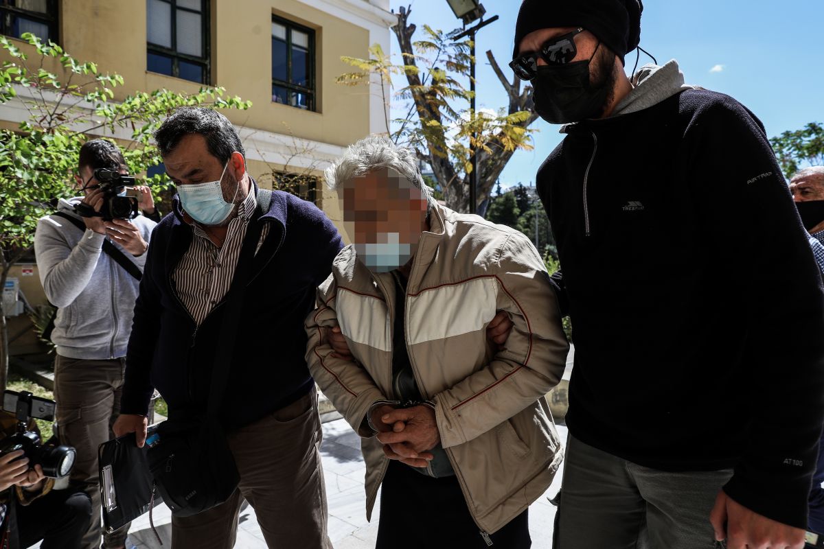 Έγκλημα στο Κορωπί: Ποινική δίωξη για ανθρωποκτονία στον 76χρονο