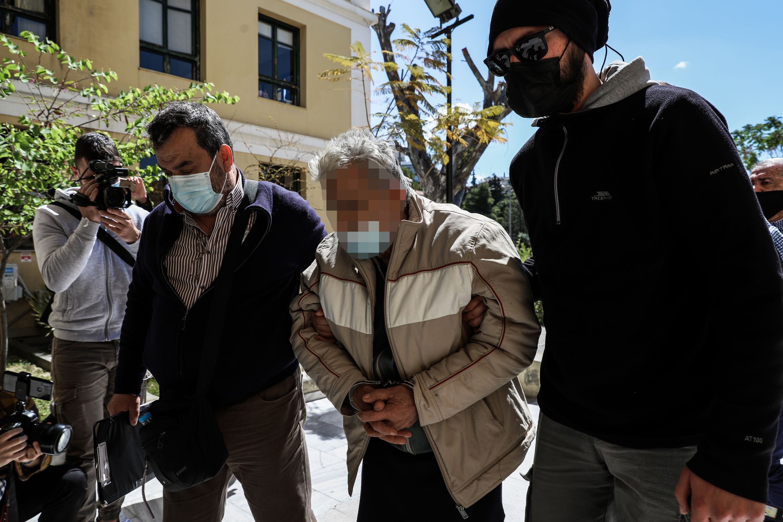 Έγκλημα στο Κορωπί: Ποινική δίωξη για ανθρωποκτονία στον 76χρονο