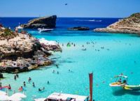 Η χώρα με τις θάλασσες όνειρο που θα σε πληρώσει για να κάνεις εκεί τις διακοπές σου φέτος Η χώρα με τις θάλασσες όνειρο που θα σε πληρώσει για να κάνεις εκεί τις διακοπές σου φέτος