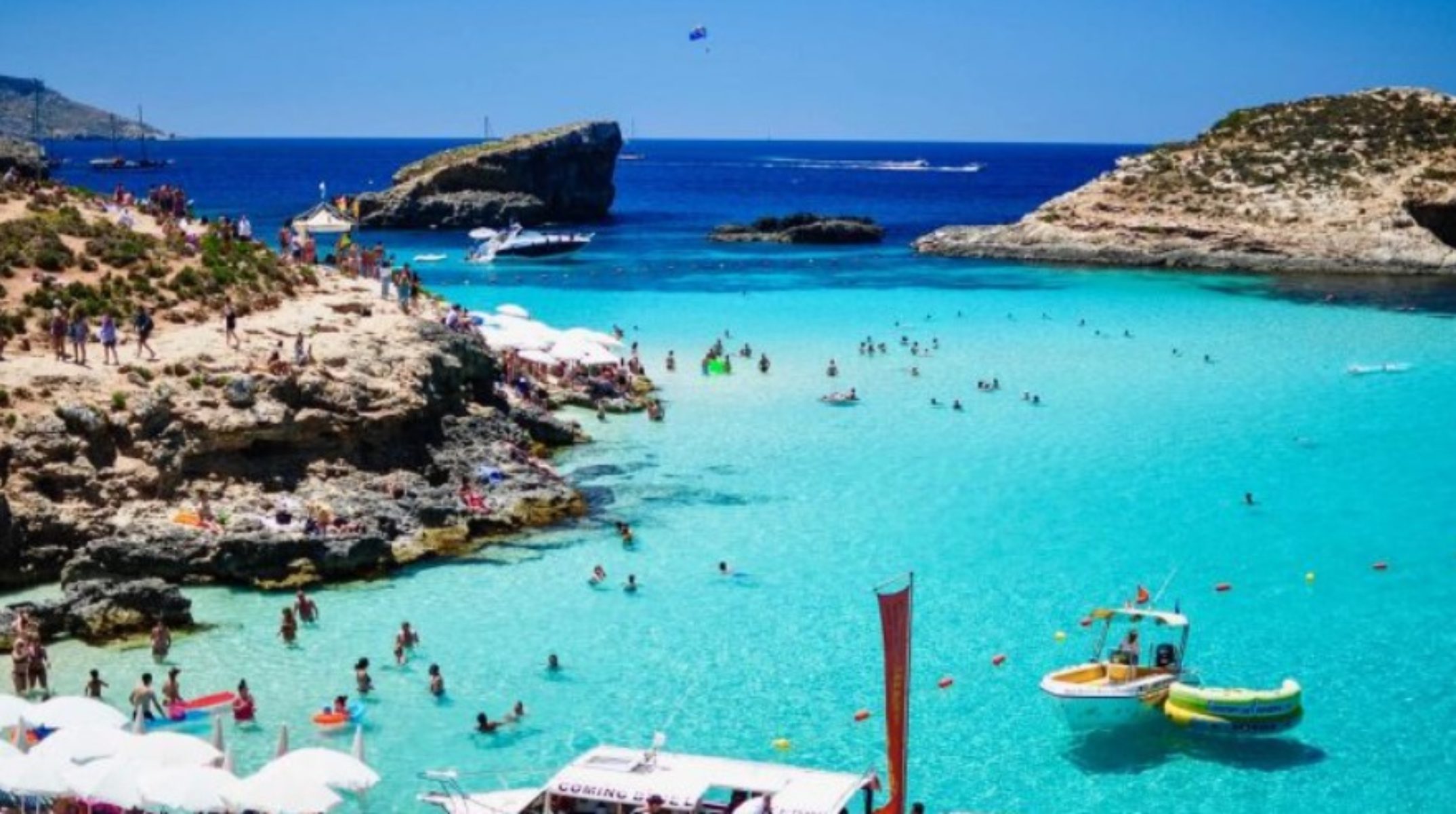 Η χώρα με τις θάλασσες όνειρο που θα σε πληρώσει για να κάνεις εκεί τις διακοπές σου φέτος