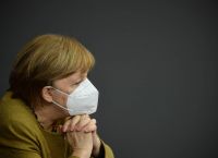 AstraZeneca: Εμβολιάστηκε η Άνγκελα Μέρκελ AstraZeneca: Εμβολιάστηκε η Άνγκελα Μέρκελ