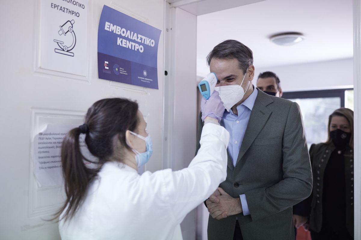 Μητσοτάκης: Μέχρι αρχές Μαΐου θα έχουν εμβολιαστεί όλοι οι πολίτες άνω των 60