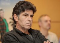 Γιάννης Μπέζος: Η τηλεόραση έχει θλιβερά πράγματα Γιάννης Μπέζος: Η τηλεόραση έχει θλιβερά πράγματα