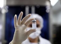Κορωνοϊός: Η ΕΕ έχει χορηγήσει 100 εκατομμύρια δόσεις εμβολίων κατά της Covid Κορωνοϊός: Η ΕΕ έχει χορηγήσει 100 εκατομμύρια δόσεις εμβολίων κατά της Covid