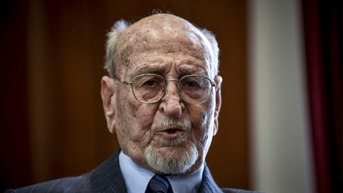 Πέθανε ο αντιπτέραρχος Γεώργιος Πλειώνης