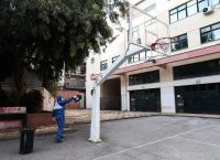 Σχολεία: Αντιδράσεις για τους ανεμβολίαστους εκπαιδευτικούς μέσα στις τάξεις
