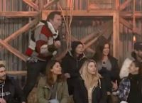 Φάρμα: Μπήκε ξανά στο παιχνίδι και ξέσπασαν σε πανηγυρισμούς