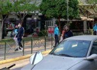 Κορωνοπάρτι Περιστέρι: Αστυνομική επιχείρηση στην οδό Βεάκη Κορωνοπάρτι Περιστέρι: Αστυνομική επιχείρηση στην οδό Βεάκη