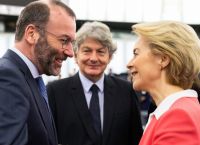 Βέμπερ: Το σχόλιό του για το sofagate Βέμπερ: Το σχόλιό του για το sofagate