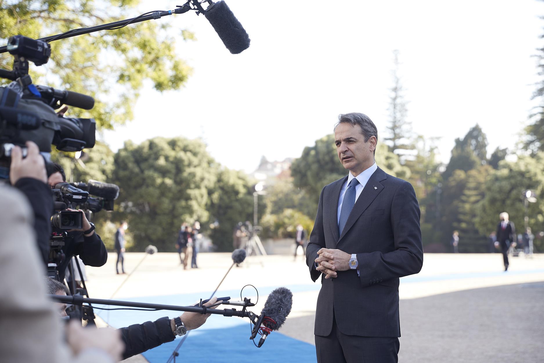 Μητσοτάκης: Ανάκαμψη με περισσότερες δουλειές